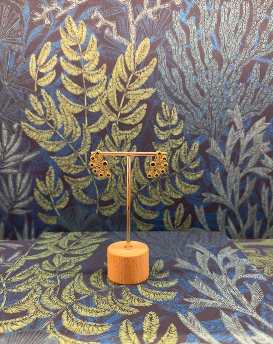 Pendientes media flor plana pequeña dorados y color