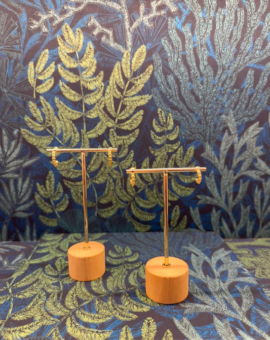 Medios aros florecitas dorados