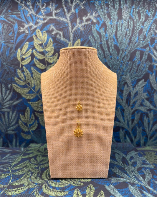 Colgante flor ibicenca dorada