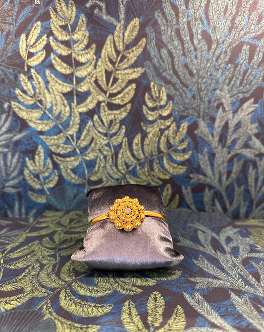 Pulsera aro flor grande ibicenca dorada